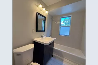 317 S Plum Grove Road #5, Palatine, IL 60067 - Photo 9