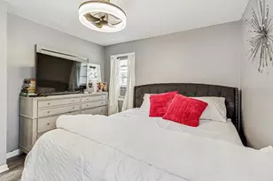 318 Marquette St, Park Forest, IL 60466 - Photo 13