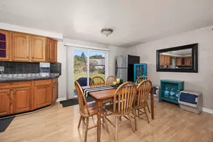 215 Tollview Ct, Gilberts, IL 60136 - Photo 11