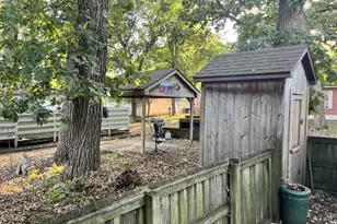 1249 Creve Coeur St, Lasalle, IL 61301 - Photo 9