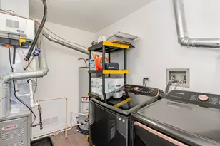 9148 Clairmont Ct, Orland Park, IL 60462 - Photo 15