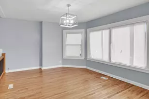 7316 S Woodlawn Ave, Chicago, IL 60619 - Photo 5