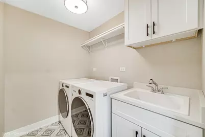 4947 Wilcox Avenue, Downers Grove, IL 60515 - Photo 15
