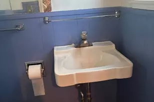 2501 Crawford Ave, Evanston, IL 60201 - Photo 11