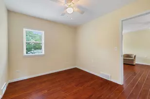 21625 W Ravine Dr, Lake Zurich, IL 60047 - Photo 11