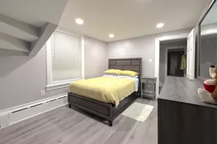 6200 S Kolin Ave, Chicago, IL 60629 - Photo 9