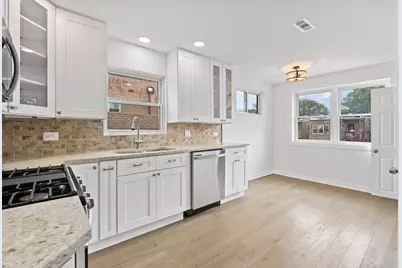 7234 N Hamilton Avenue, Chicago, IL 60645 - Photo 29