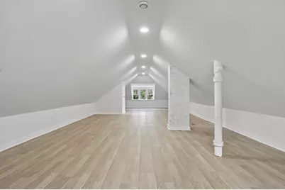 7234 N Hamilton Avenue, Chicago, IL 60645 - Photo 33