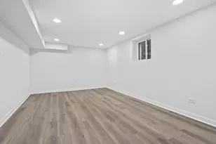 7234 N Hamilton Ave, Chicago, IL 60645 - Photo 7