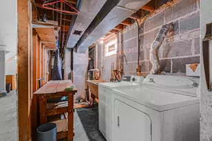 9521 S La Salle St, Chicago, IL 60628 - Photo 17