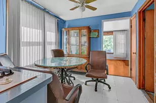 9521 S La Salle St, Chicago, IL 60628 - Photo 7