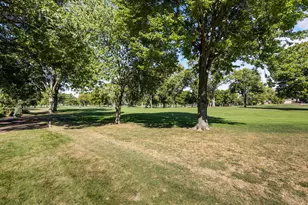 7 Greencroft Dr, Champaign, IL 61821 - Photo 41