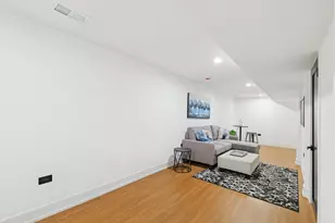 6430 S Eberhart Ave, Chicago, IL 60637 - Photo 19