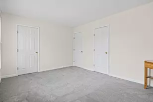 1725 Pickwick Ln, Glenview, IL 60026 - Photo 23