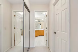 501 Aberdeen Ln, Prospect Heights, IL 60070 - Photo 11