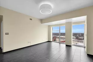 301 N Neil St, Champaign, IL 61820 - Photo 45