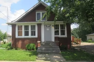 202 E Park St, Harvard, IL 60033 - Photo 1