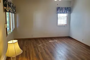 105 Seiler St, Martinton, IL 60951 - Photo 7