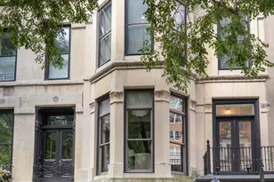 1252 N State Pkwy, Chicago, IL 60610 - Photo 1