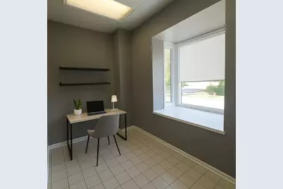 400 W Northwest Highway NW, Barrington, IL 60010 - Photo 9