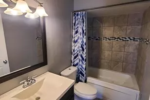 13707 S Stewart Ave, Riverdale, IL 60827 - Photo 7