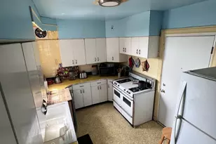 6901 S Oglesby Ave, Chicago, IL 60649 - Photo 11