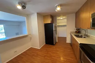 1415 E Central Rd, Arlington Heights, IL 60005 - Photo 9