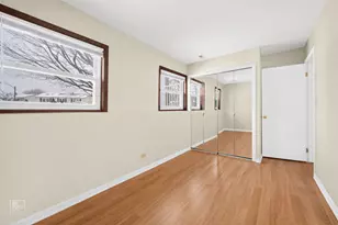 1033 S Warwick Circle S, Hoffman Estates, IL 60169 - Photo 13