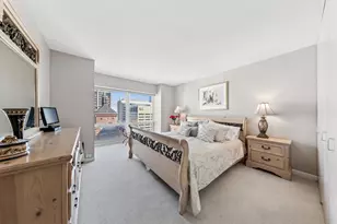 100 E Huron St, Chicago, IL 60611 - Photo 27