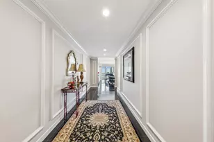 100 E Huron St, Chicago, IL 60611 - Photo 5