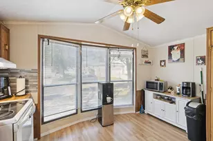 579 Park Ave, Belvidere, IL 61008 - Photo 15