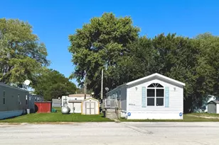 6019 E County Road 9120 N, Manteno, IL 60950 - Photo 13