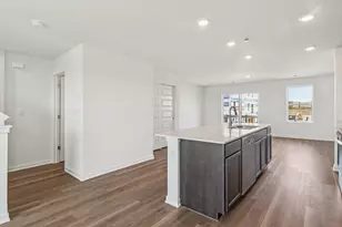 1407 Oakfield Ln, Pingree Grove, IL 60140 - Photo 9