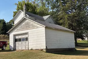 508 N Bluff St, Albany, IL 61230 - Photo 17