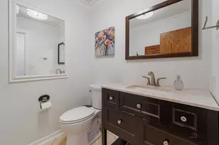 5 Lagoon Dr, Hawthorn Woods, IL 60047 - Photo 21