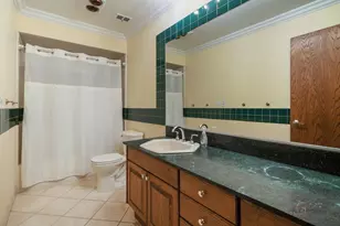 5 Lagoon Dr, Hawthorn Woods, IL 60047 - Photo 23