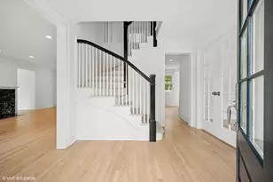 1423 Asbury Ave, Winnetka, IL 60093 - Photo 3