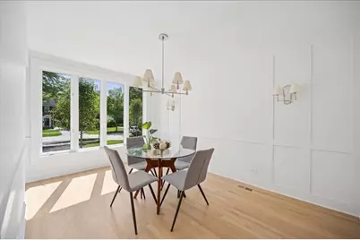 1423 Asbury Avenue, Winnetka, IL 60093 - Photo 7