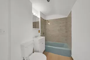 11548 S State St, Chicago, IL 60628 - Photo 9