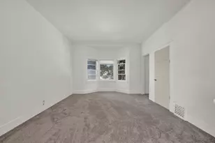 11548 S State St, Chicago, IL 60628 - Photo 3