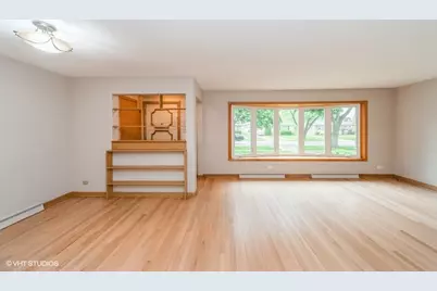 7045 W Madison Street, Niles, IL 60714 - Photo 3