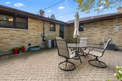328 Brice Avenue, Mundelein, IL 60060 - Photo 19