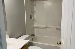 713 E Elmwood Ave, West Chicago, IL 60185 - Photo 9