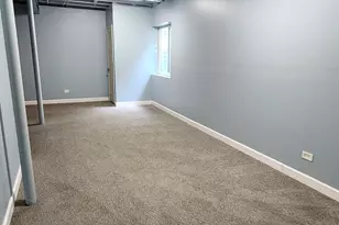 349 W Pointe Dr, Vernon Hills, IL 60061 - Photo 15