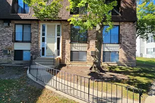 161 N Waters Edge Dr, Glendale Heights, IL 60139 - Photo 1