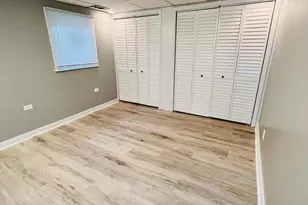 2021 Farnham Ct, Schaumburg, IL 60194 - Photo 15