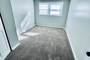 2021 Farnham Ct, Schaumburg, IL 60194 - Photo 11