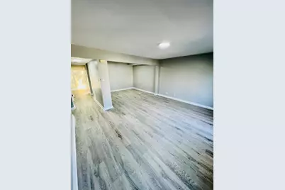 2021 Farnham Court, Schaumburg, IL 60194 - Photo 3