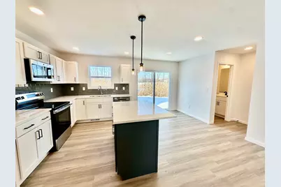 [Address not provided], Bloomington, IL 61705 - Photo 3