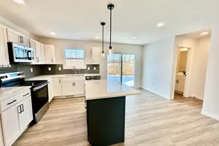 [Address not provided], Bloomington, IL 61705 - Photo 3